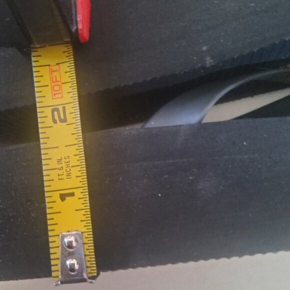 GUESS  SANDALS gently used Size 9 - Picture 9 of 11